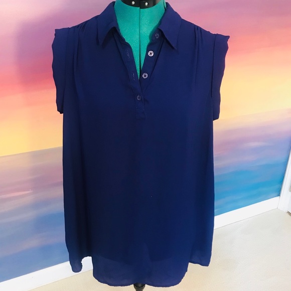 Liz Lange for Target Tops - Liz Lange maternity blouse